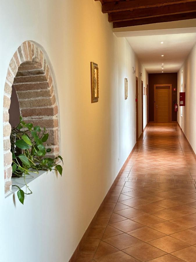 Domus San Bernardino Acomodação com café da manhã Verona Exterior foto