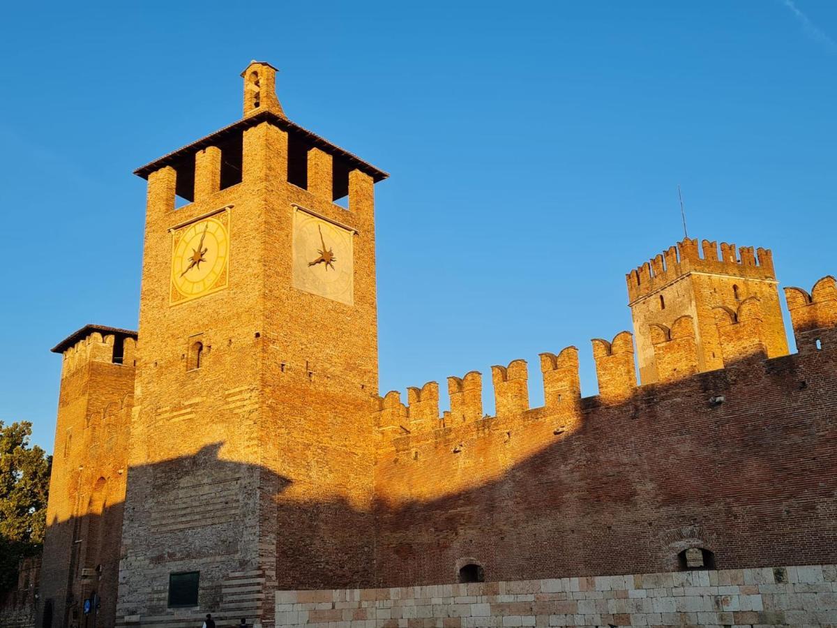 Domus San Bernardino Acomodação com café da manhã Verona Exterior foto